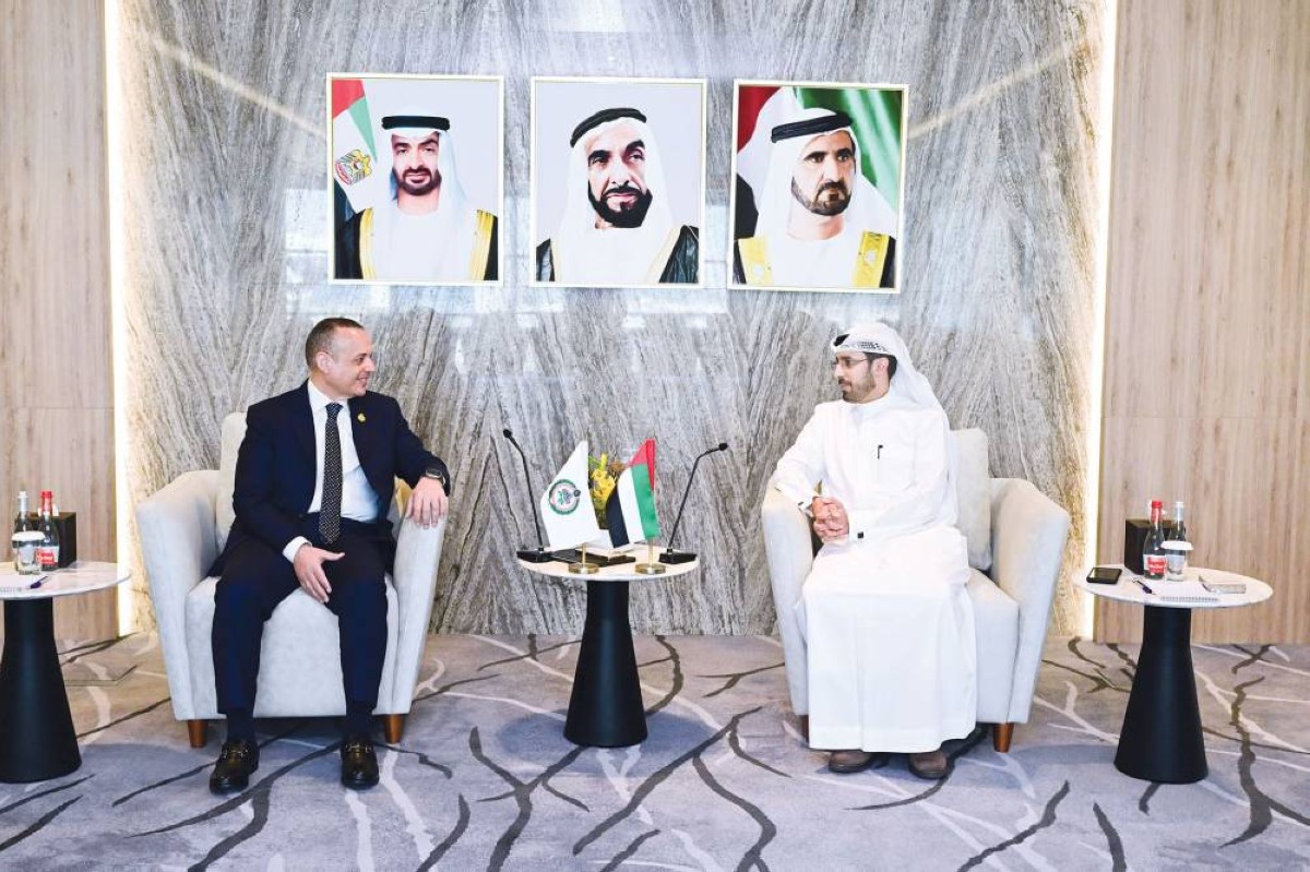عمر النعيمي وكامل شعراوي خلال اللقاء