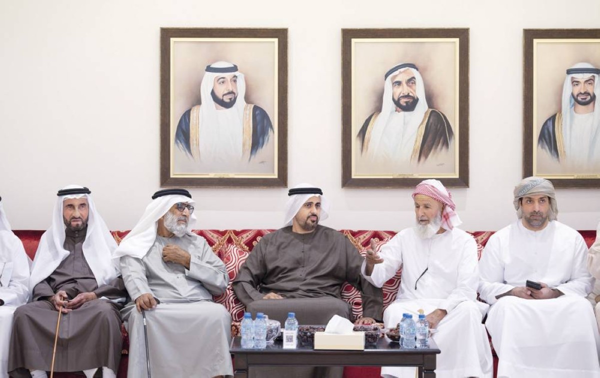 ذياب بن محمد خلال تأدية واجب العزاء