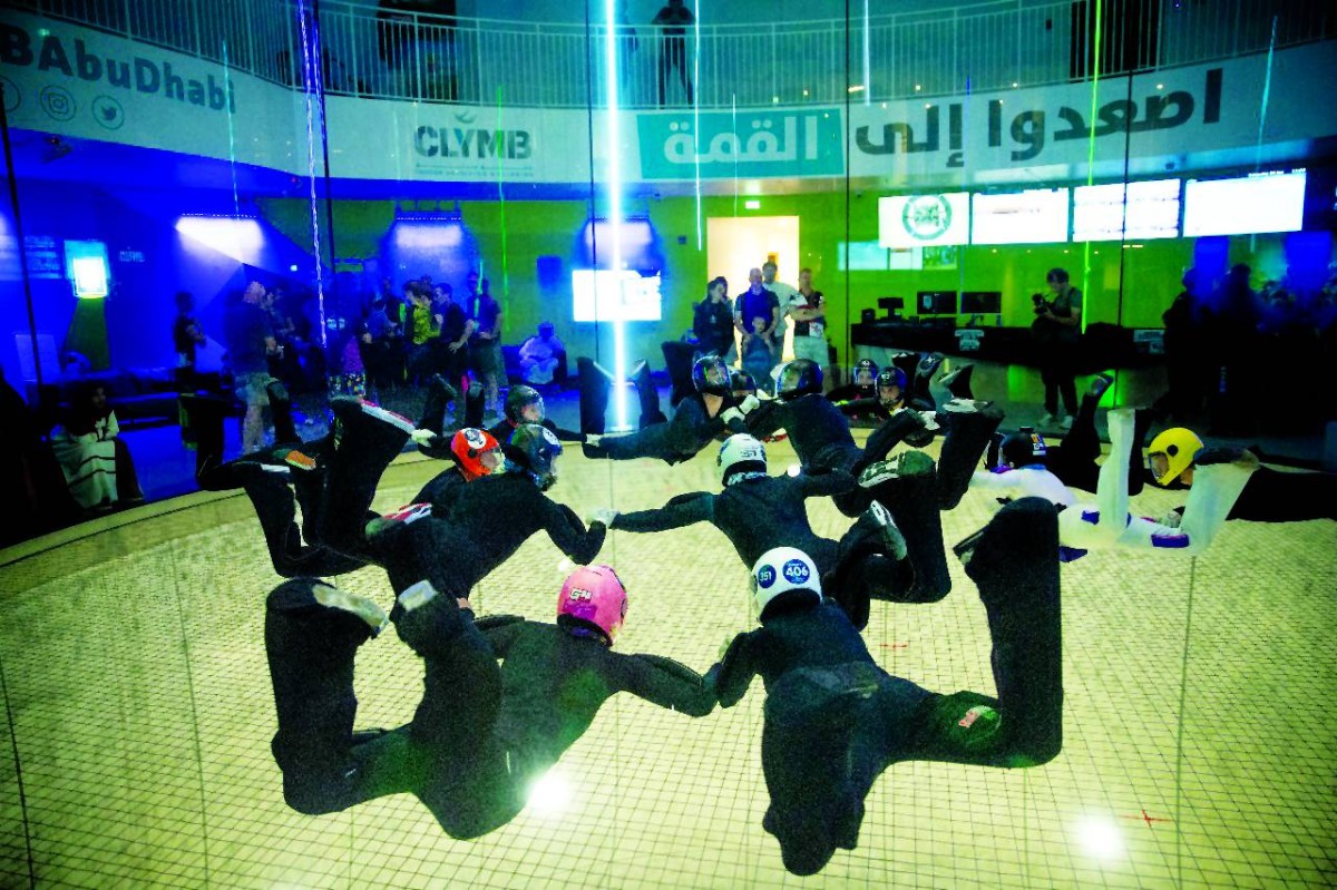 «الرياضات الجوية» يطلق دولية الإمارات للقفز بالمظلات في أبوظبي ودبي