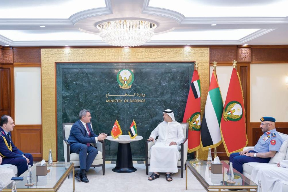 محمد المزروعي خلال اللقاء