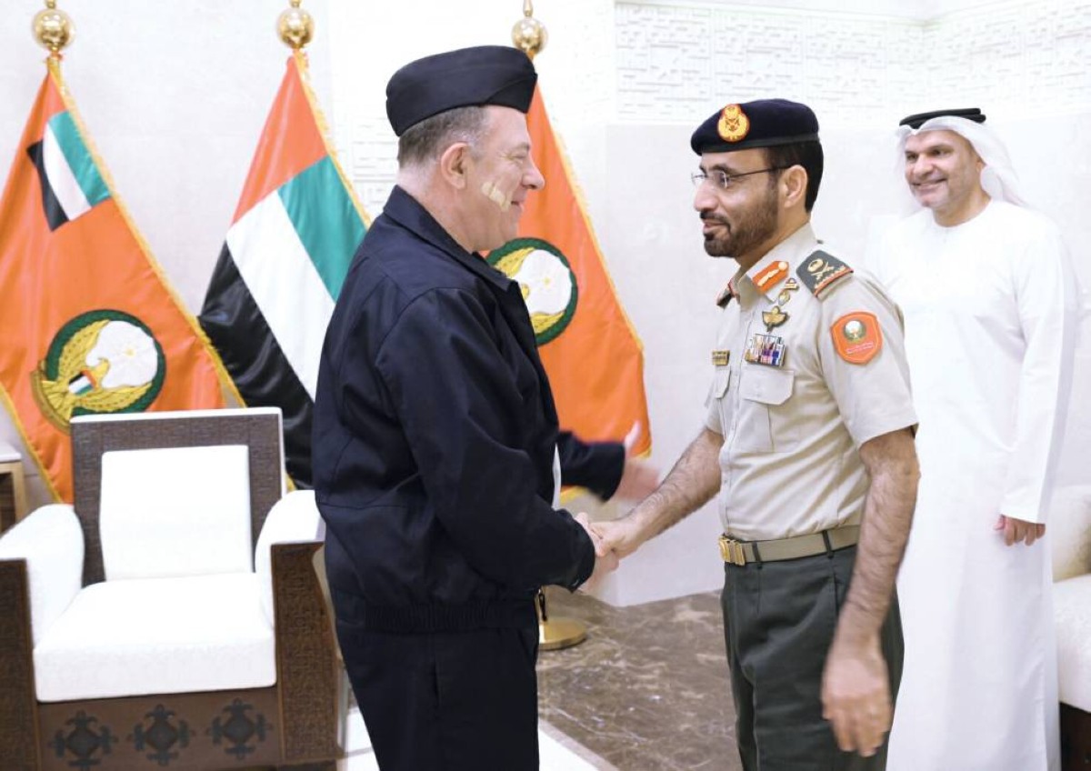 مبارك الجابري خلال استقباله تييري كارلييه