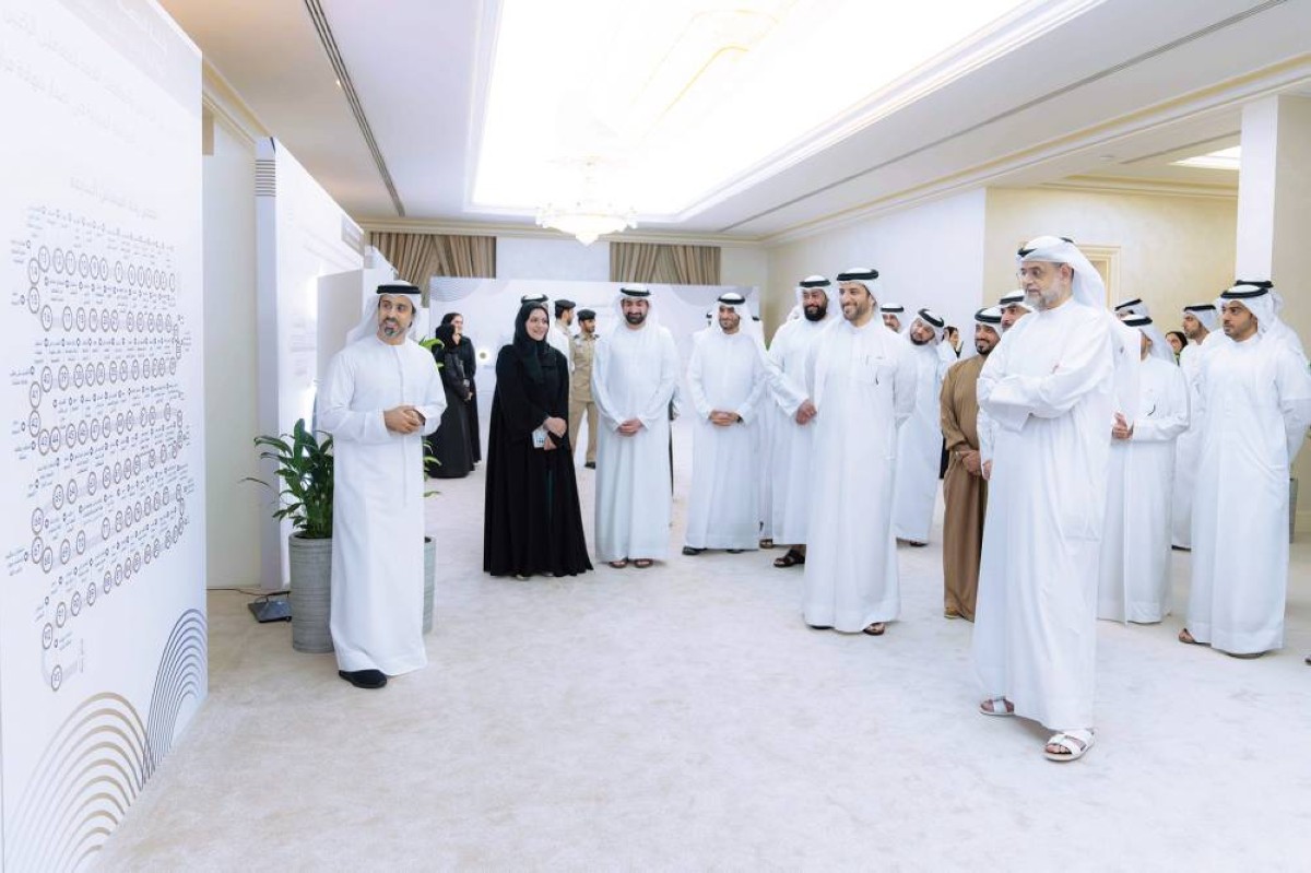 سلطان بن محمد بن سلطان يطّلع على نتائج ورش تصميم وتطوير الخدمات الحكومية بحضور سلطان بن أحمد