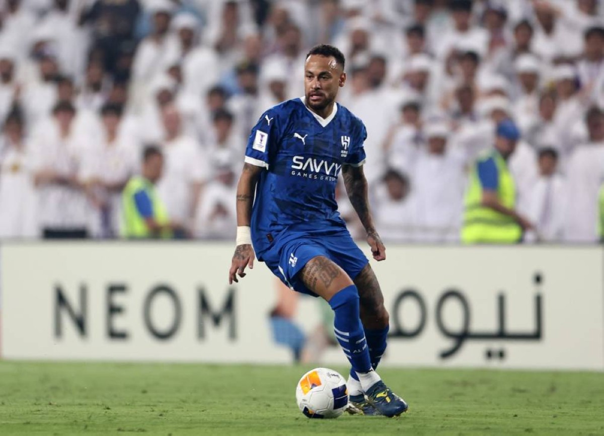 نيمار يتفاوض للرحيل عن الهلال السعودي