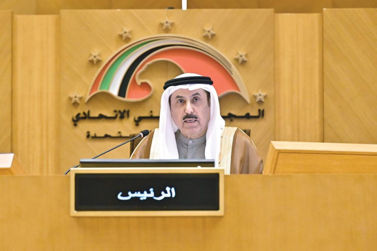 صقر غباش متحدثاً خلال جلسة «الوطني»
