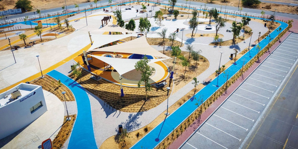 تصميم الحديقة يعكس بيئة المنطقة وجغرافيا الإمارة وطبيعتها