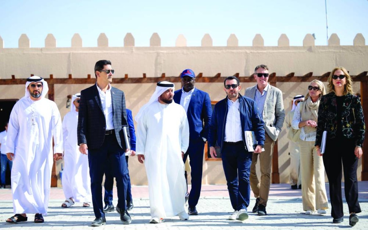 السفراء خلال الجولة