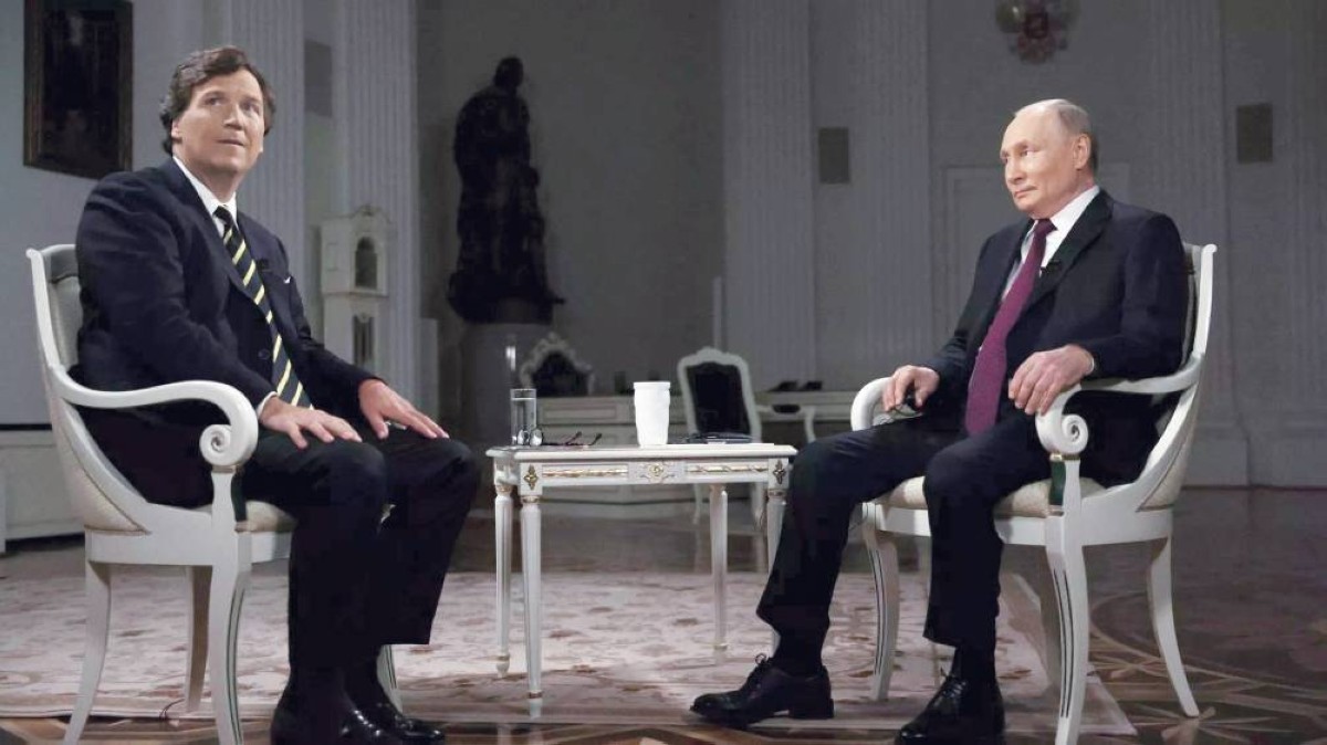 بوتين وكارلسون في فبراير 2024