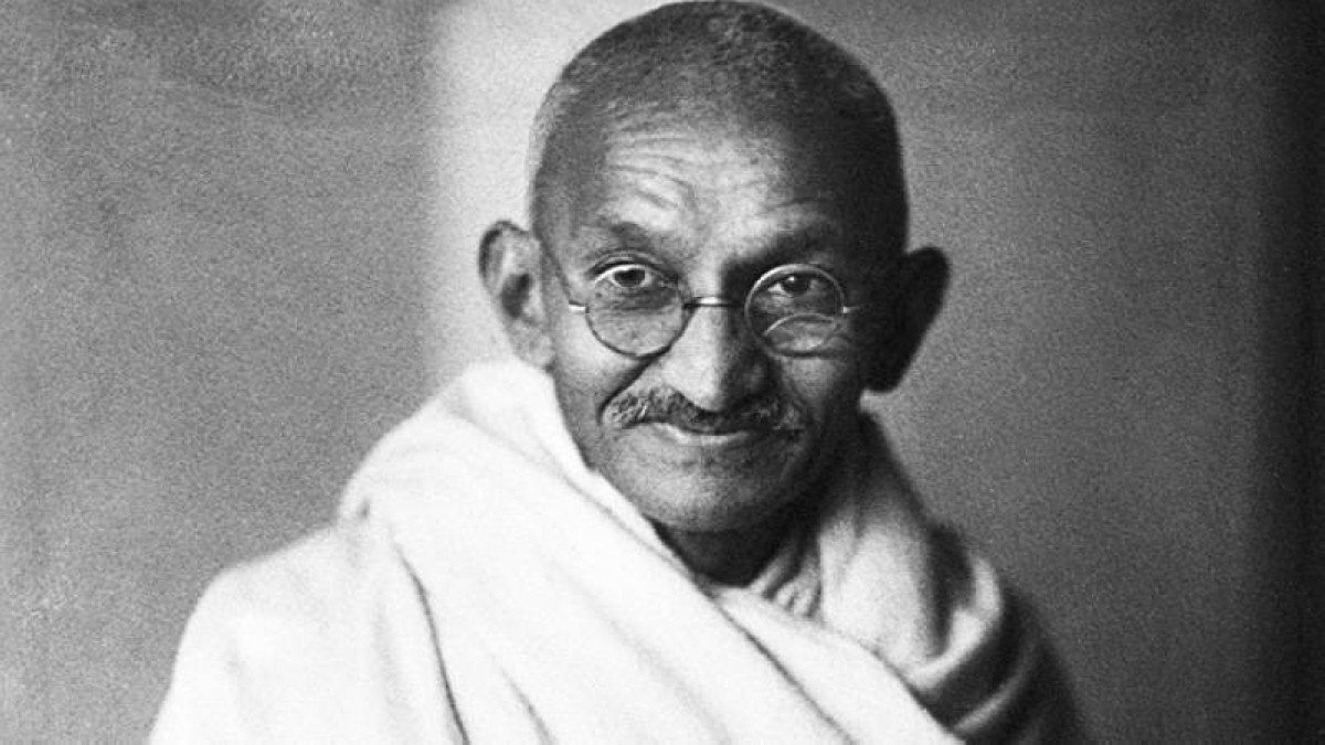 1948- اغتيال المهاتما غاندي على يد أحد الهندوس المتطرفين.