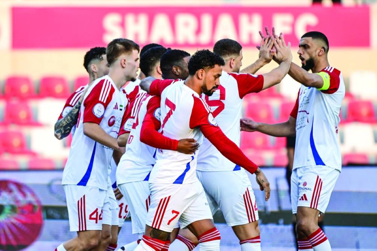 تأخير التعاقدات يطفئ فرحة كوزمين بصدارة الدوري