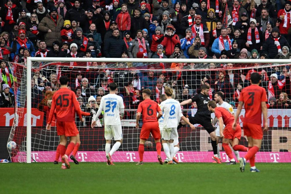 بايرن يعزز صدارته للبوندسليجا ودورتموند يستعيد نغمة الانتصارات