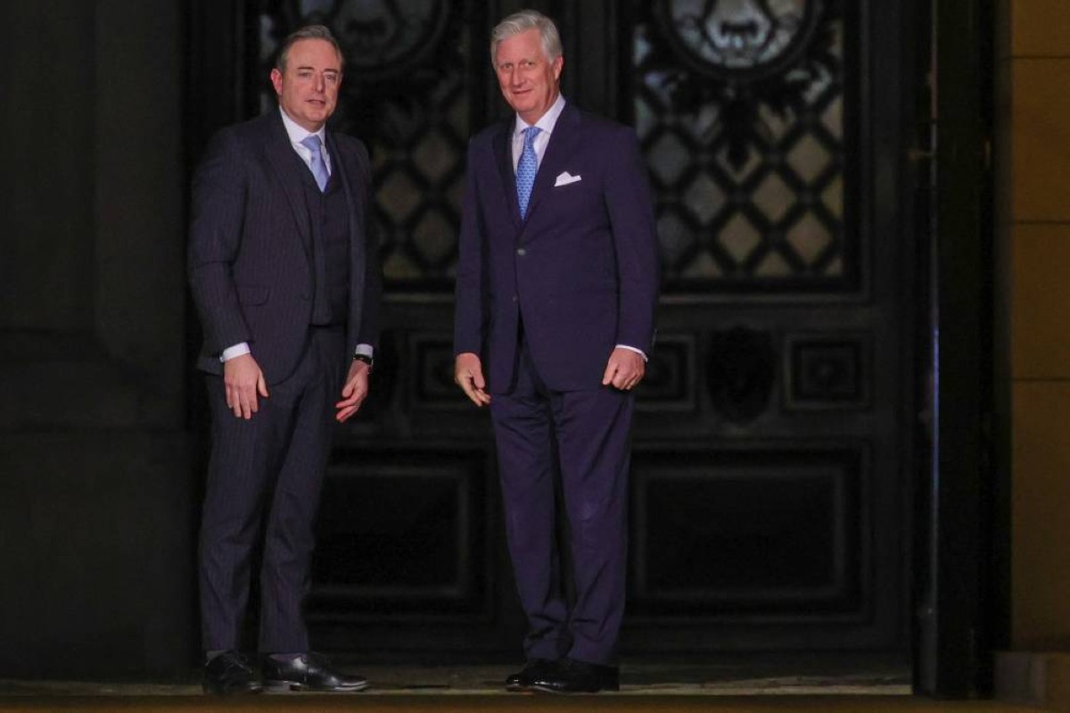 الملك فيليب وبارت دي ويفر قبل اجتماع لمناقشة تشكيل الحكومة