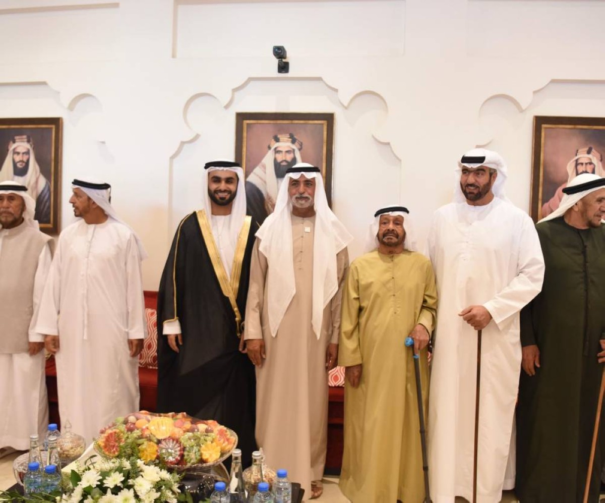 نهيان بن مبارك خلال حضور حفل الاستقبال 