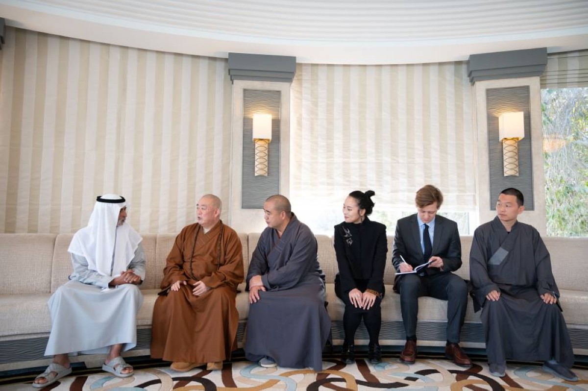 نهيان بن مبارك: الحوار يعزز التسامح بين الشعوب