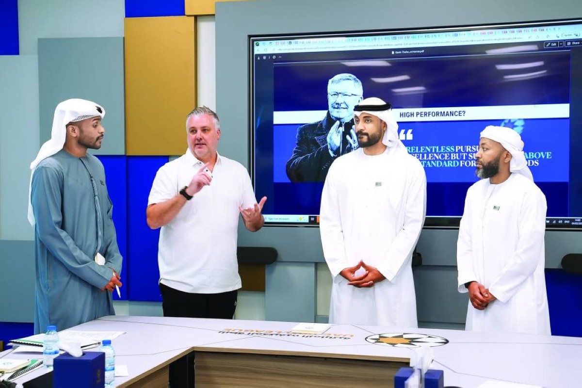 إسماعيل مطر وخميس إسماعيل وعلي خصيف خلال الفعالية | البيان