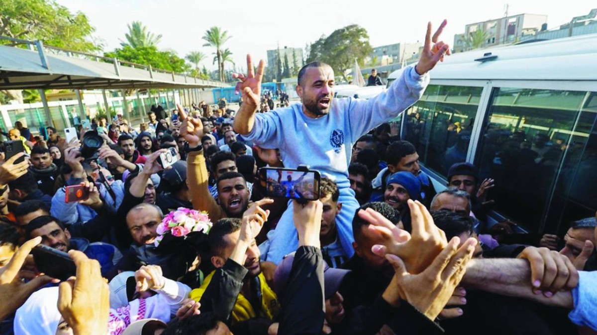 من استقبال أحد الأسرى المفرج عنهم في رام الله