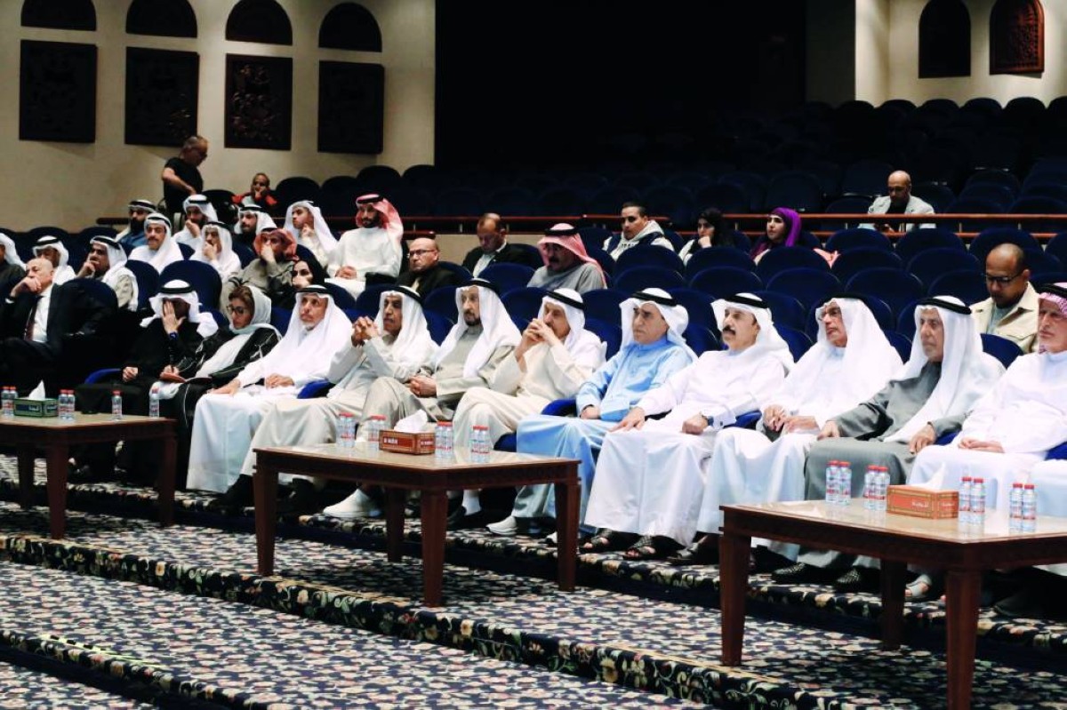 محمد الشعالي وسلطان السويدي وعلي الهاملي وسليمان الجاسم ومحمد المزروعي وعبدالخالق عبدالله والحضور