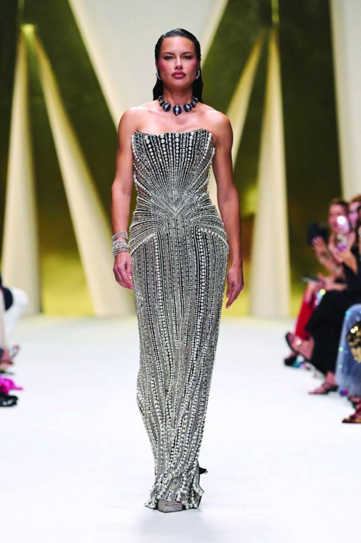 MANISH MALHOTRA_DUBAI FASHION WEEK_AW25-26_188