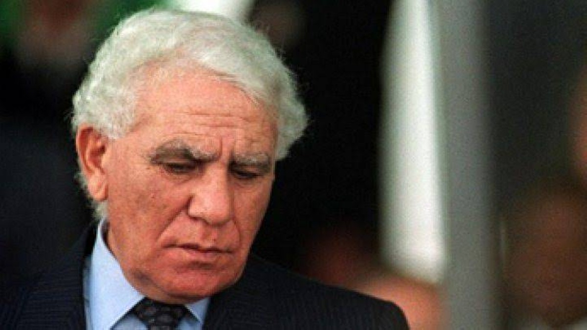 1979 انتخاب الشاذلي بن جديد رئيساً للجزائر.
