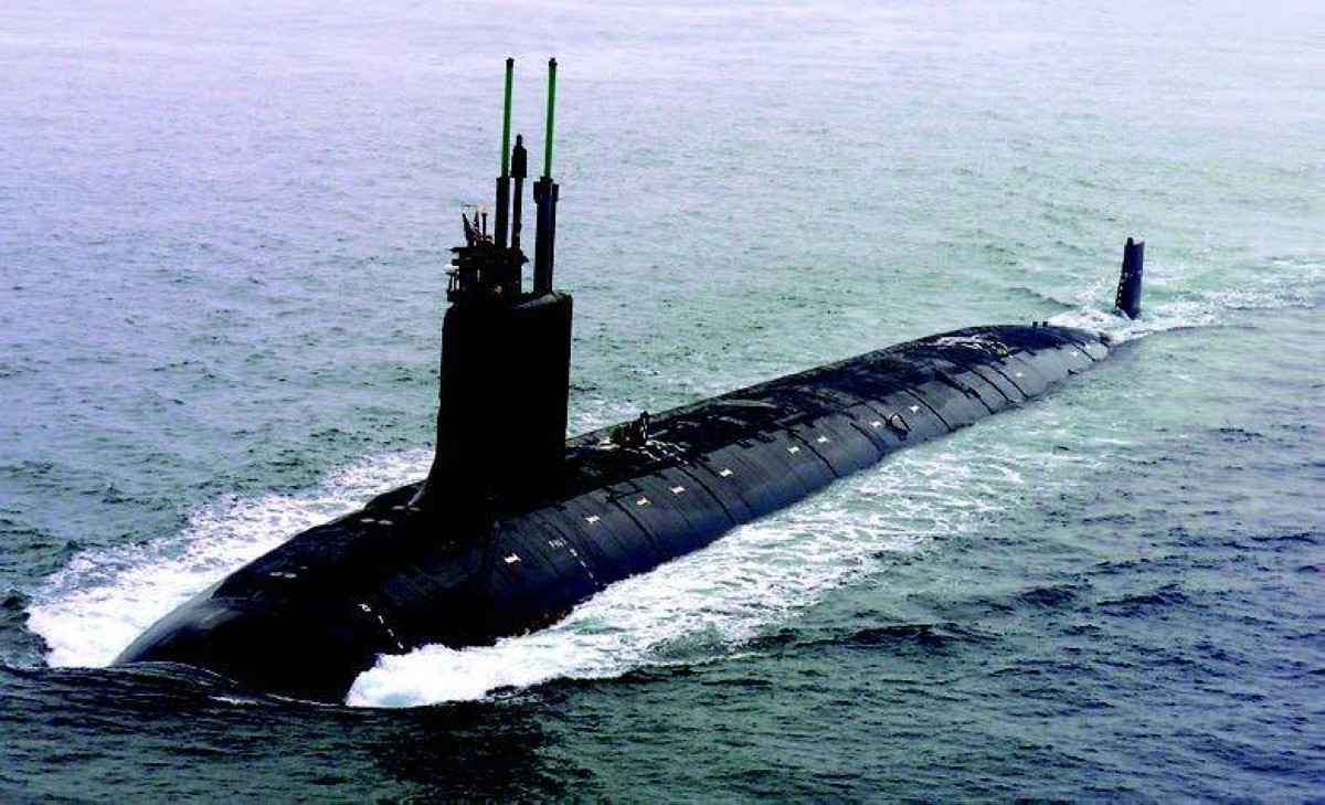 2001 الغواصة الأمريكية «غرينفيل» تصطدم بسفينة يابانية، ما أدى إلى غرقها.
