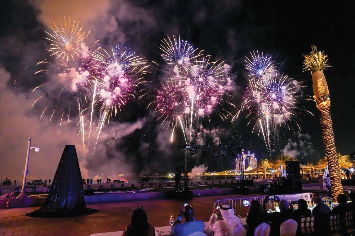 جانب من العرض الضخم الذي أقامته الهيئة العامة للطيران المدني 
