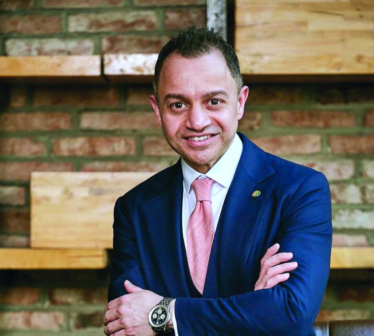 عدنان شلوان