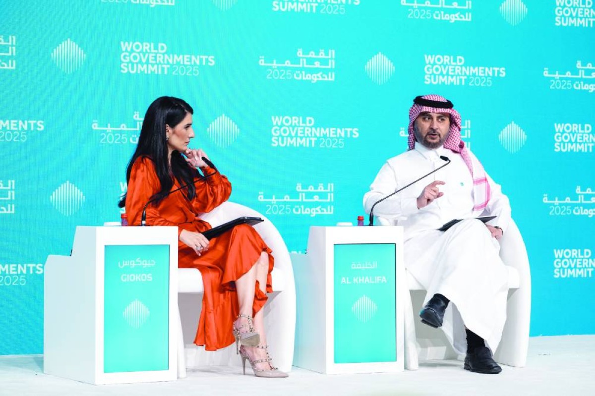 عبدالحميد الخليفة متحدثاً خلال جلسة «الشراكات الاستثمارية المستدامة.. مفتاح تنمية الأمم»| من المصدر