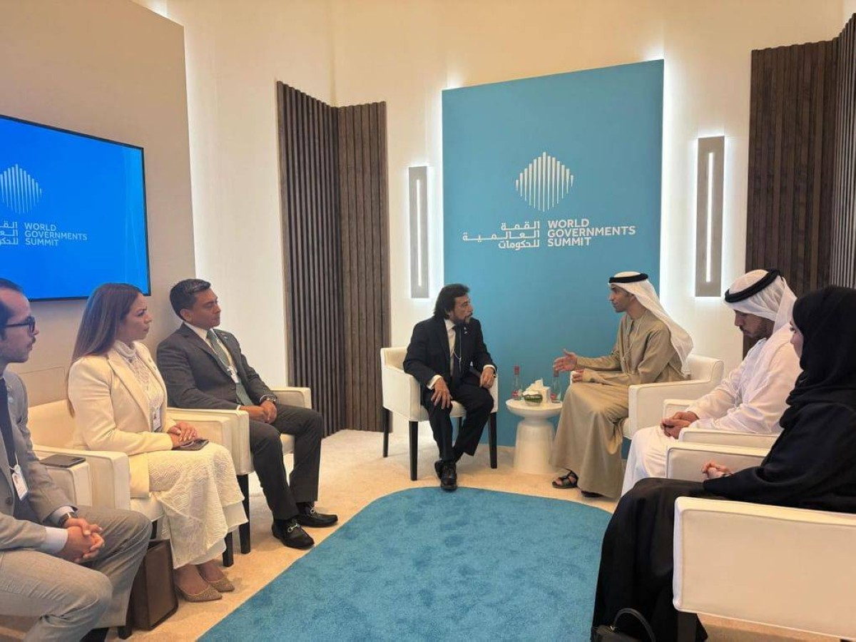 ثاني الزيودي يجري محادثات مع ممثلي الحكومات من آسيا وأفريقيا وأوروبا والأمريكيتين