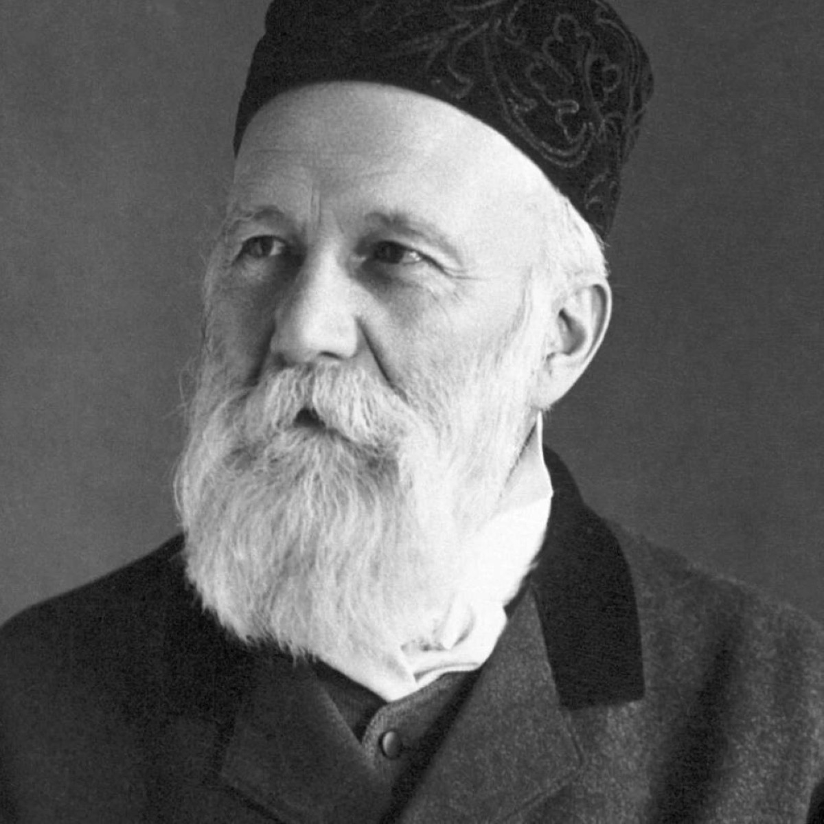 1863 تأسيس اللجنة الدولية للصليب الأحمر على يد رجل الأعمال السويسري جان هنري دونانت.
