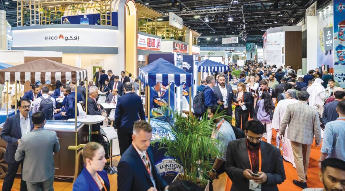 شركات من مختلف أنحاء العالم تعرض ابتكاراتها في مجال صناعة الأغذية