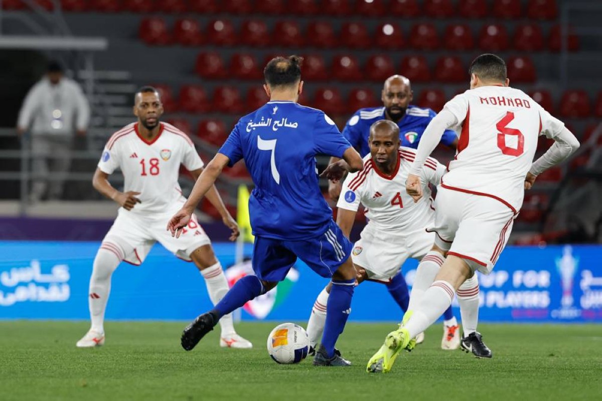 "أبيض القدامى" يفرط في فوز مستحق أمام "الأزرق"