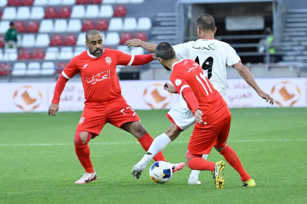 أبيض القدامى يودّع كأس الخليج بالهزيمة من عمان