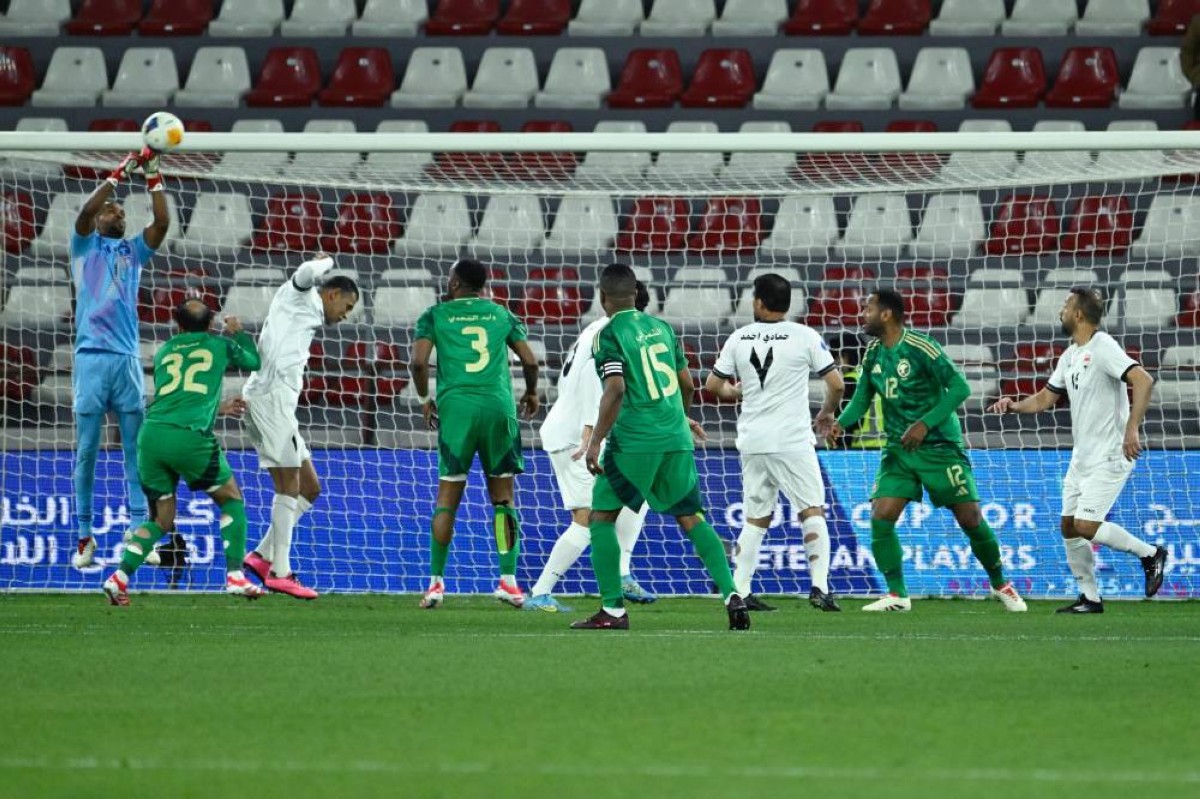 العراق يطيح بالأخضر السعودي خارج خليجي قدامى اللاعبين