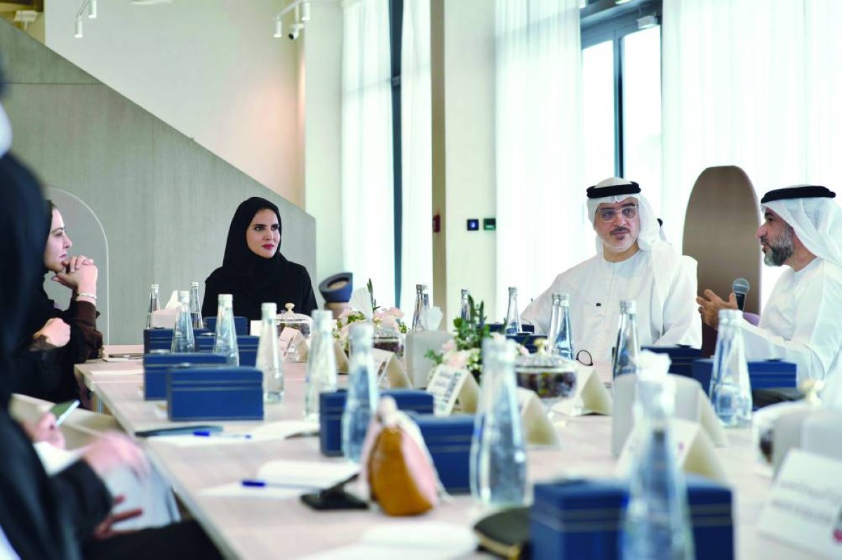 جانب من الاجتماع بحضور علياء المزروعي