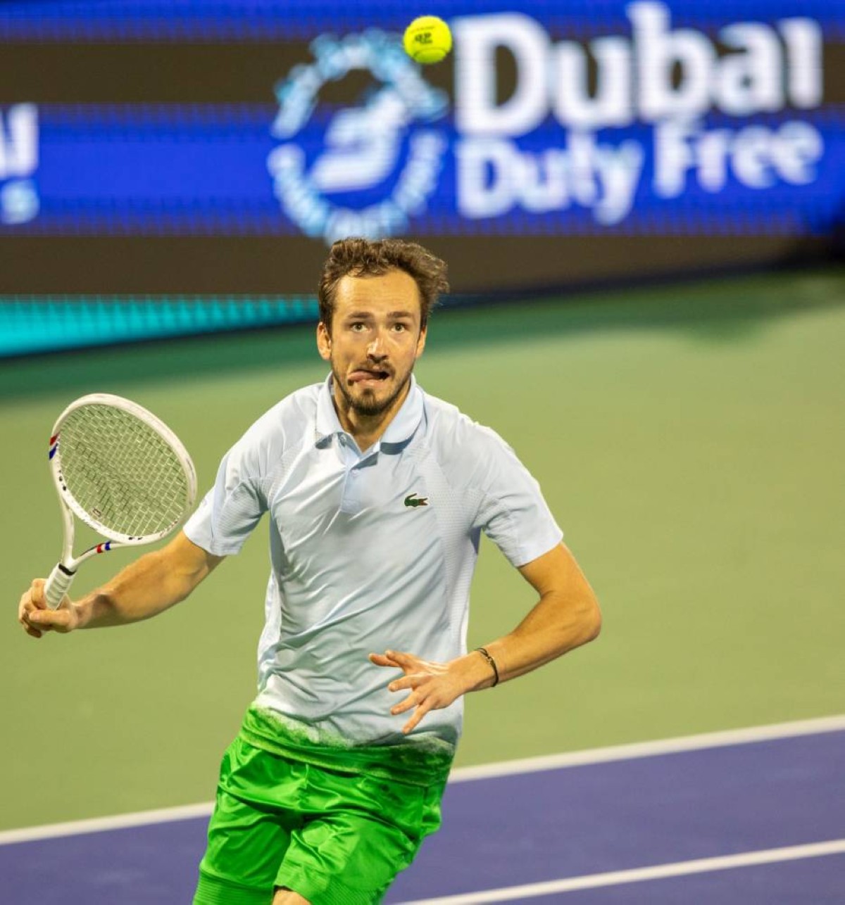 غريكسبور يقصي ميدفيديف ويبلغ نصف نهائي "تنس دبي"