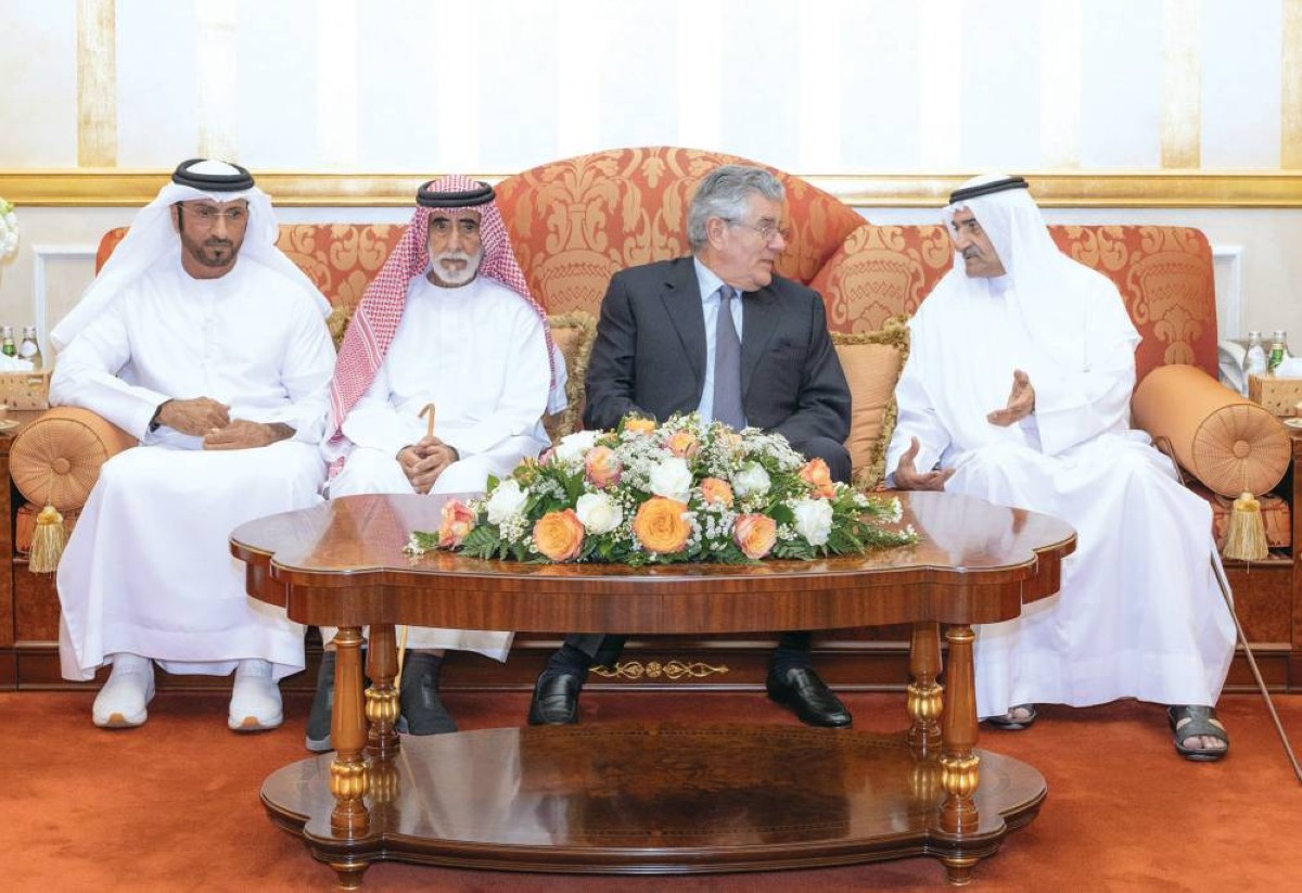 حمد الشرقي خلال تقبل التهاني