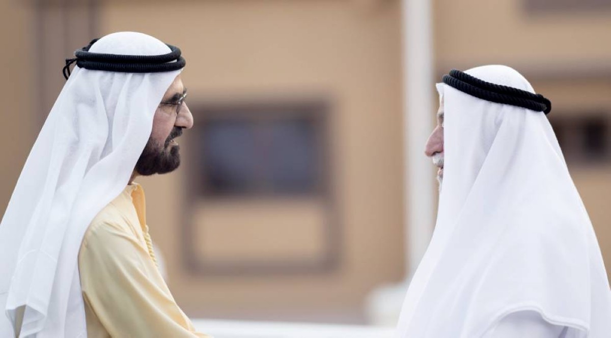  محمد بن راشد وسلطان القاسمي خلال اللقاء 