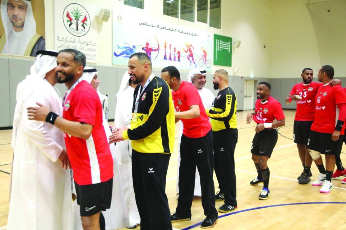 خلال تتويج لاعبي شباب الأهلي