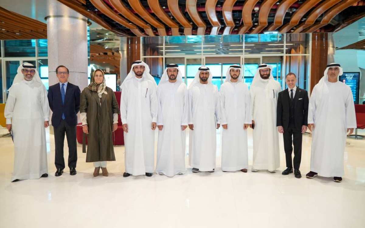 محمد الشيباني وقيادات بنك دبي الإسلامي عقب الجمعية العمومية | من المصدر