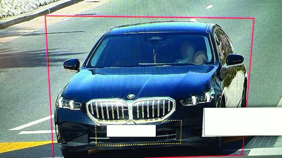 السماح للأطفال بالجلوس في المقعد الأمامي يُعرضهم لخطر الإصابات البليغة أو الوفاة في حال وقوع حادث | من المصدر