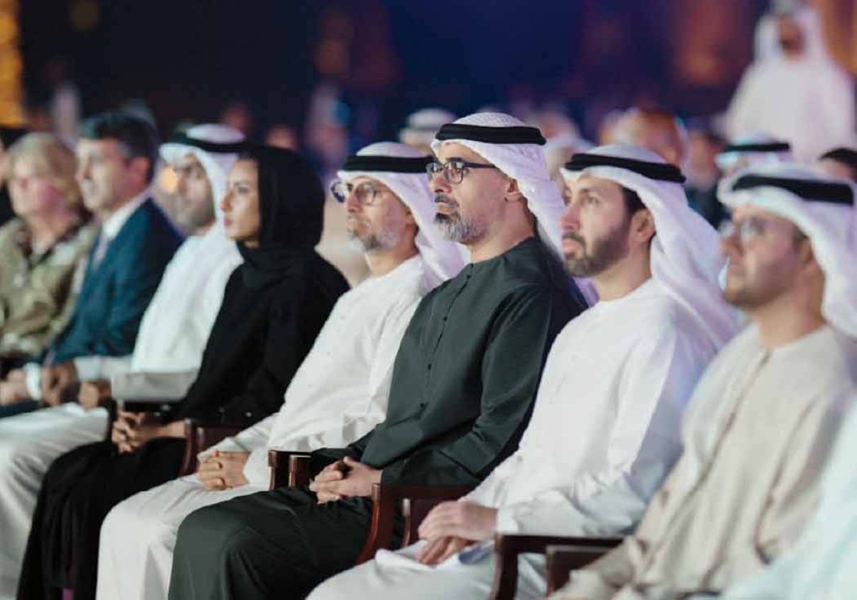 خالد بن محمد خلال احتفال كليفلاند أبوظبي بحضور سهيل المزروعي 