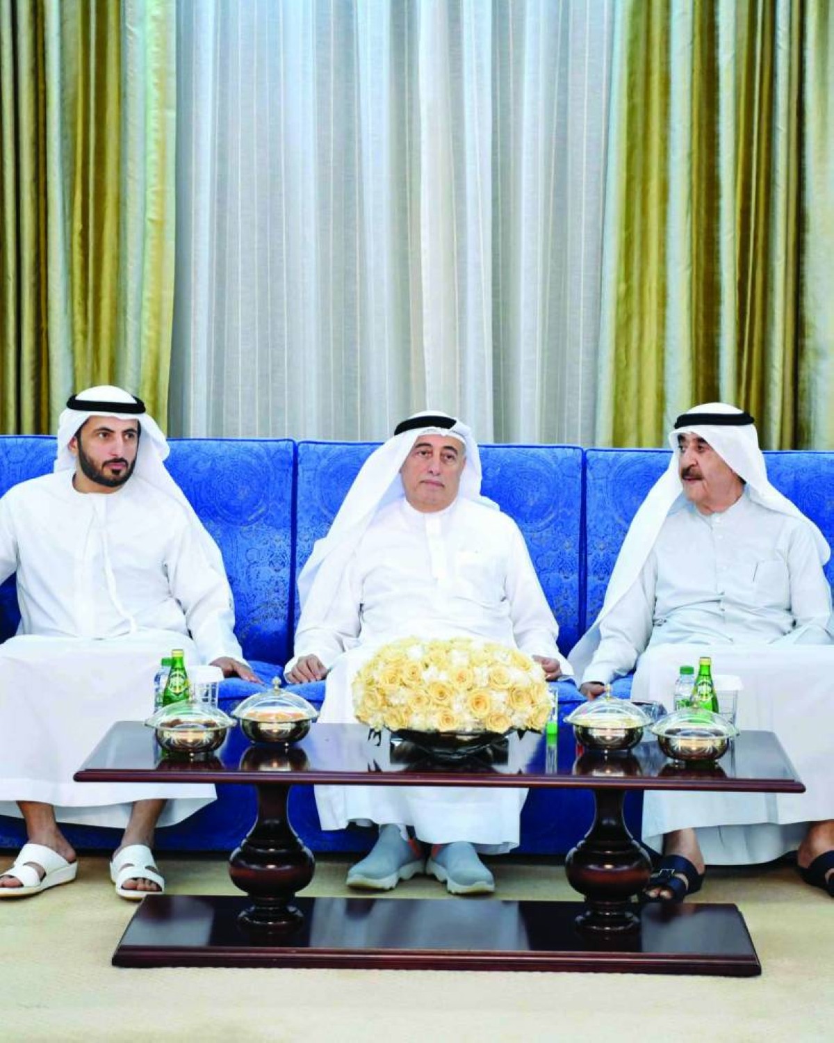  سعود المعلا خلال استقبال المهنئين 