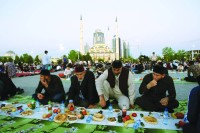 رمضان في الشيشان.. اجتماع العائلات على الإفطار تقليد أصيل