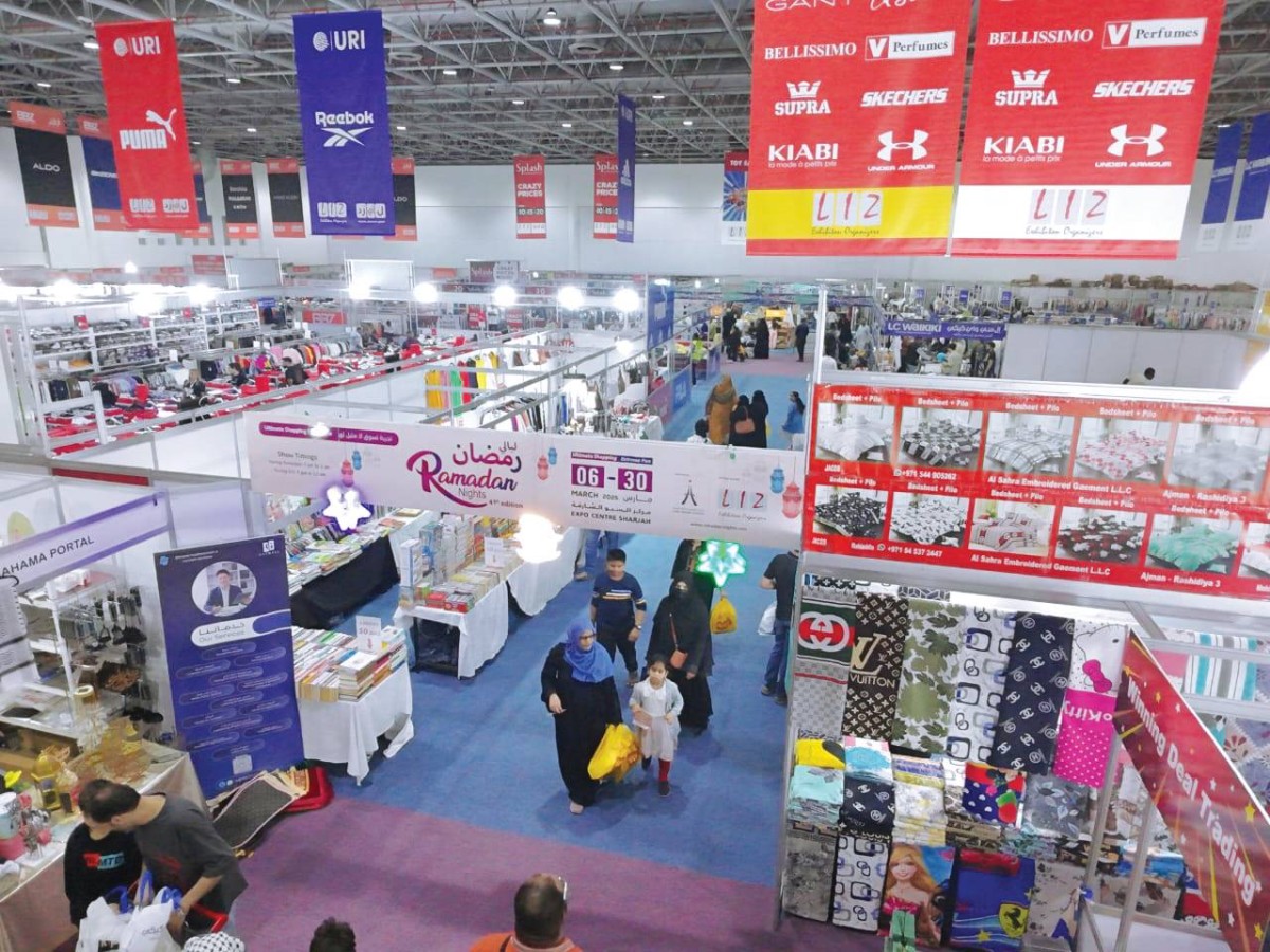 إقبال كبير على معرض «ليالي رمضان»