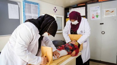 العاملون في القطاع الصحي وتحدي الحفاظ على التوازن الجسدي والنفسي