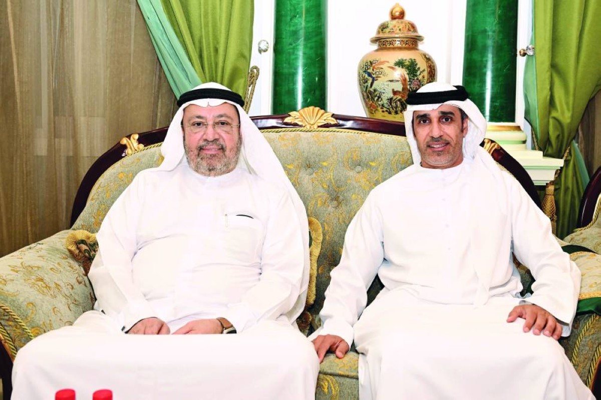 
خالد علي الشعفار وفردان حسن الفردان 