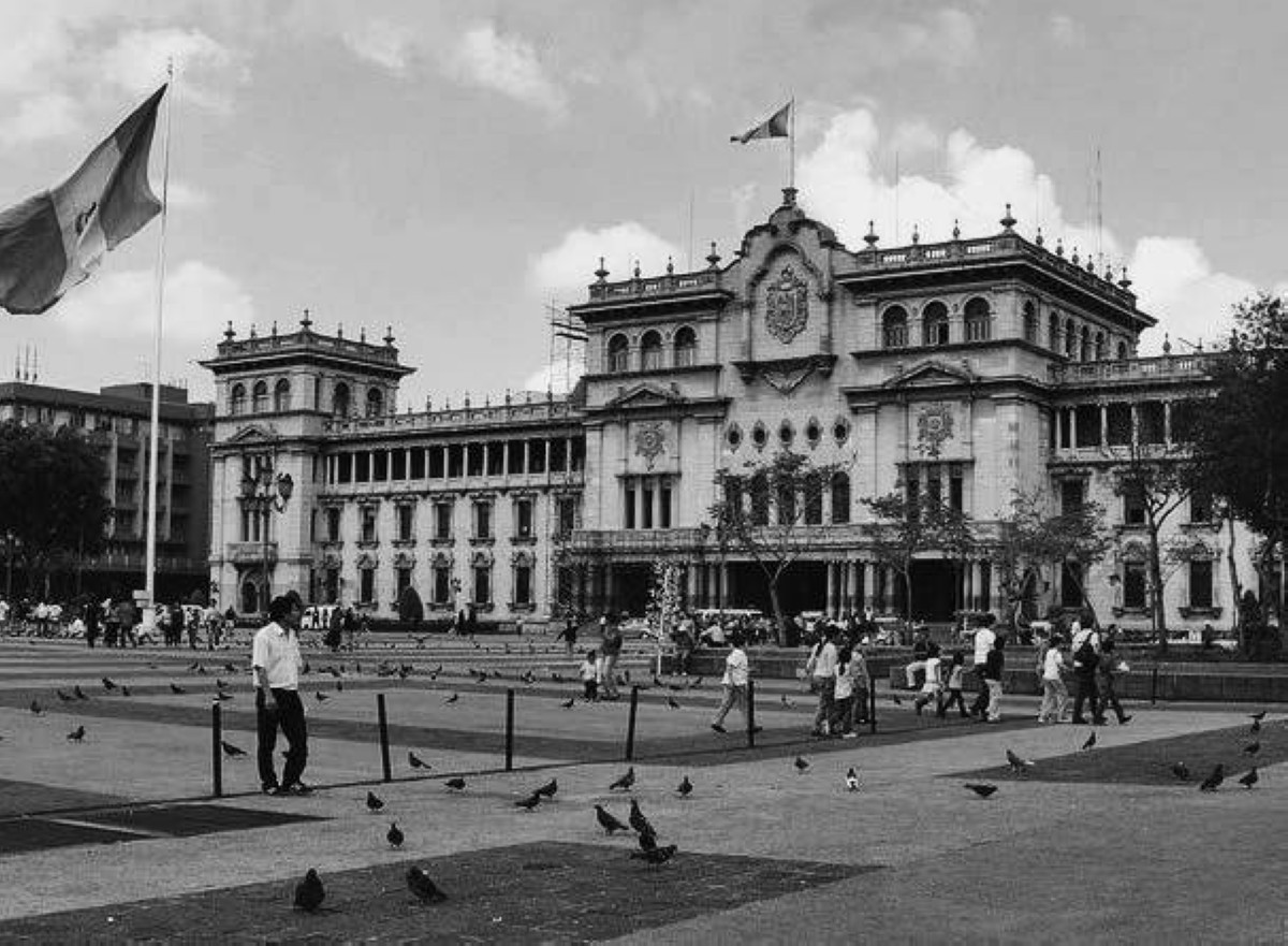 1939  الإعلان عن قيام جمهورية غواتيمالا