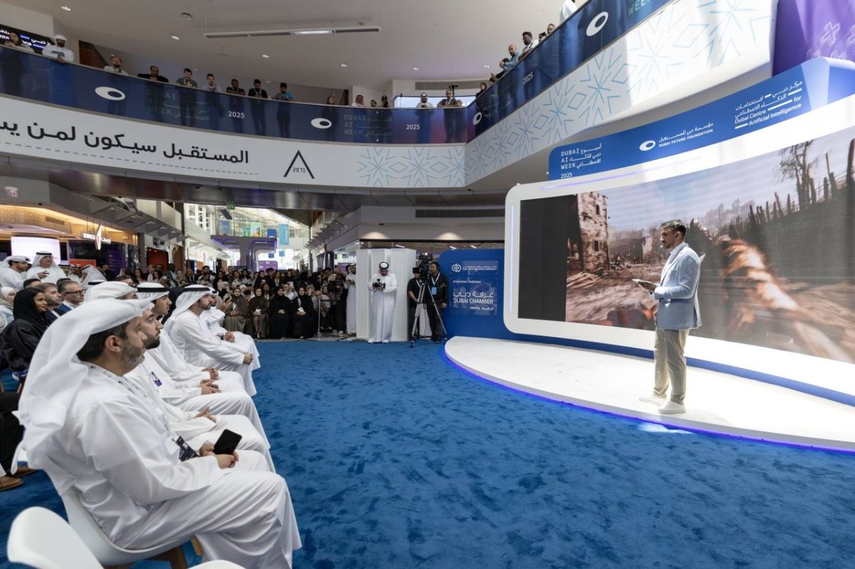 حمدان بن محمد خلال حضوره اختتام التحدي بحضور محمد بن راشد بن محمد