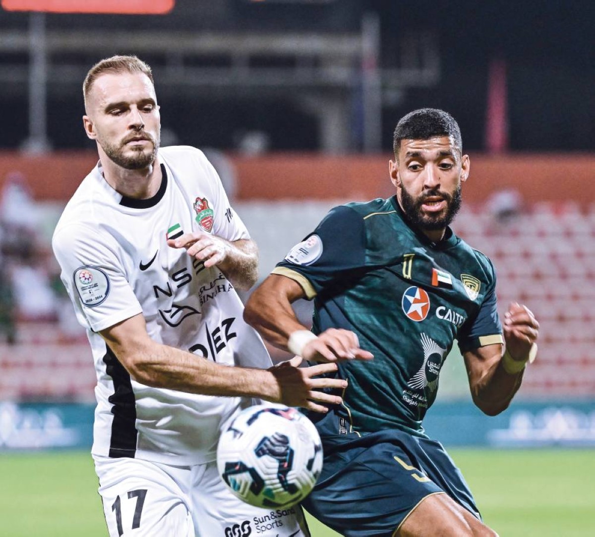 من لقاء شباب الأهلي وخورفكان 