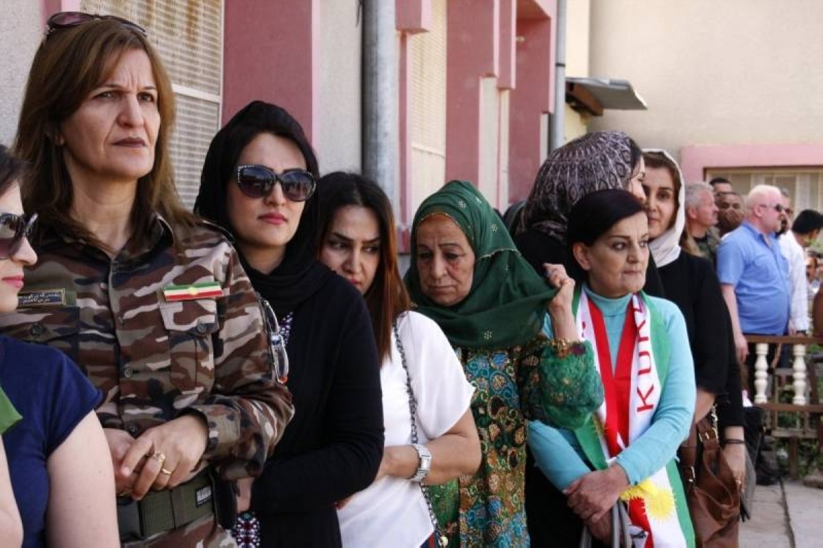 1962 العراق يرفض منح الأكراد الحكم الذاتي في الشمال.
