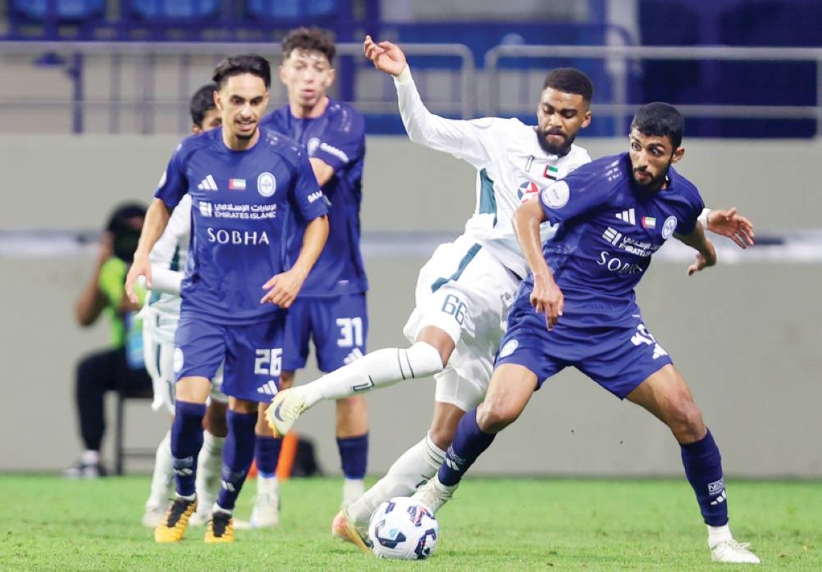 جانب من لقاء الذهاب بين الفريقين 